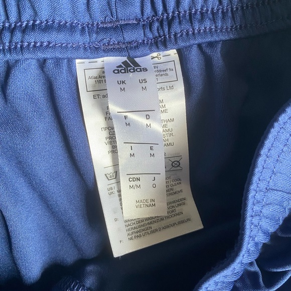 (SOLD) Adidas Idea Sport Soccer Academy Walt Disney World Shorts Size Medium - Picture 3 of 3